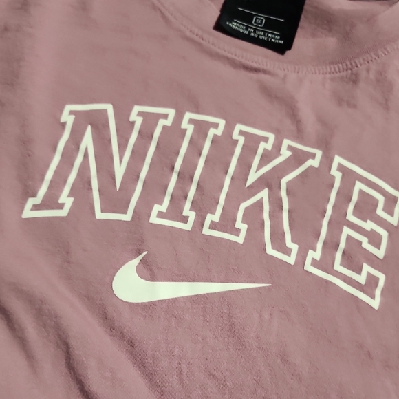 NIKE | Women's Dusty Rose Short Sleeve Athletic Sporty Varisty Stripe Tee | 1X - Picture 6 of 10